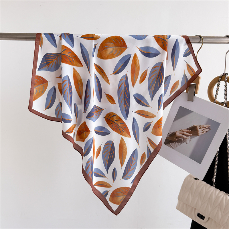 Scarf Silk Square - 高級ブランドプリント 70 センチメートル正方形のスカーフ女性のシルクスカーフバンダナ小さなネクタイヘアバンドバッグスカーフショール