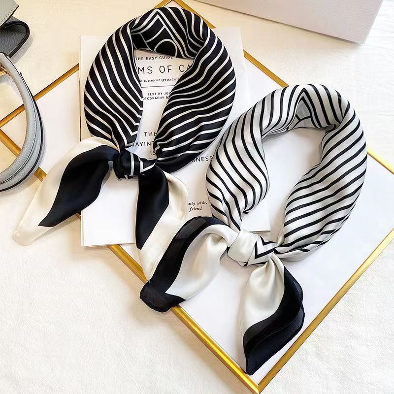 ファッションスクエア 70 センチメートル黒と白のストライプ - Silk Tie Striped のレビューと価格