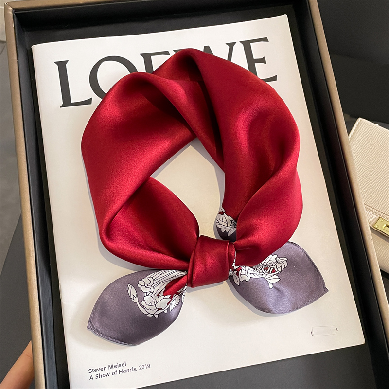 女性用プリントシルクスカーフ,ラグジュアリースカーフ100% - Ascot Neck Scarf のレビューと価格